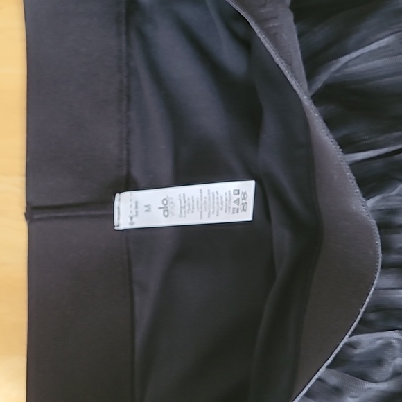 ALO Yoga Mesh Flirty Tennis Skirt Size M - Picture 6 of 10